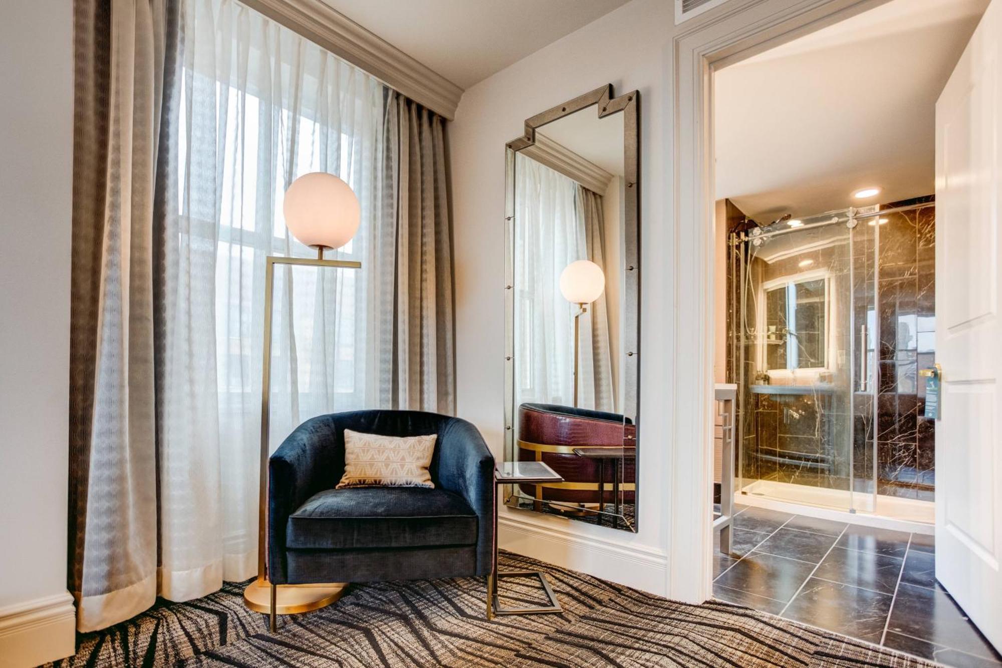 The Warrior Hotel, Autograph Collection Sioux City Ngoại thất bức ảnh